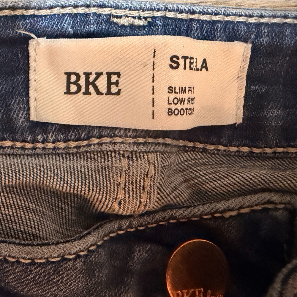 BKE Women's Blue Straight-Leg Jeans - Picture 4 of 5
